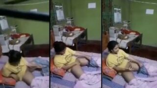 Gadis Hostel Seksi Masturbasi Via Video Call Untuk Pacar Bangladesh