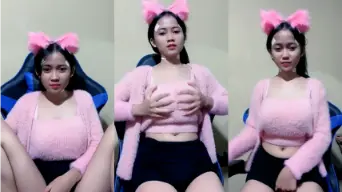 Syafirah Mango Tobrut Menggoda Dengan Gaun Pink Seksi
