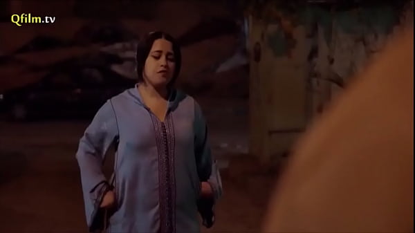 Ibu Arab Berhijab Bokong Besar Penuh Sperma