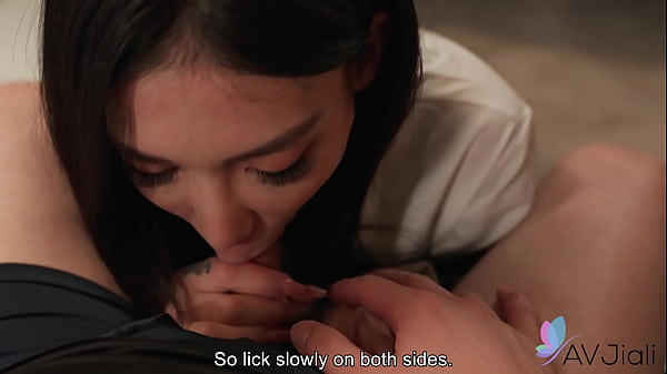 Gadis Kantoran Chetty Digoyang Ganas Oleh Pria Kekar.