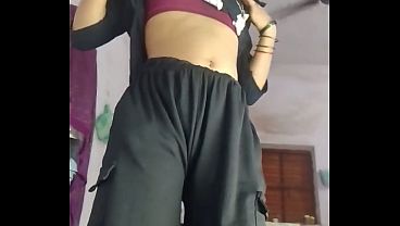Suami India Ngentot Cepat Bhabhi Di Posisi Cowgirl Dengan Suara Hindi
