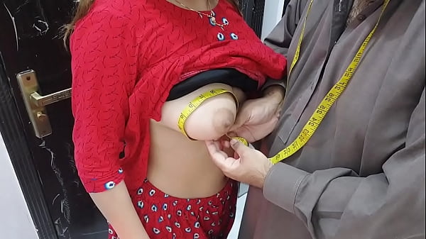 Istri Desa India Desi, Lubang Pantatnya Ditembus Tukang Jahit Sebagai Bayaran Untuk Jahitan Bajunya, Suara Hindi Jelas Dan Sangat Panas