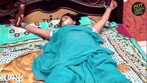 Tante Seksi India Digoda Tetangga Nakal