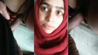 Cowok Lahore Ngentot Memek Gundul Pacar Hijabnya Dalam Adegan Mesum Pakistan