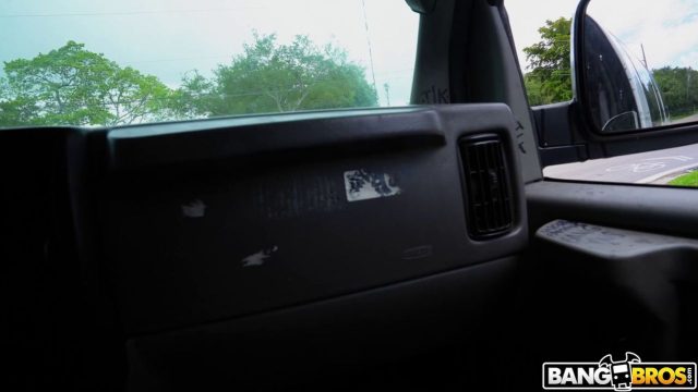 Hujan Deres, Kontol Keras: Xxlayna Marie Banjir Air Mancur Di Bang Bus