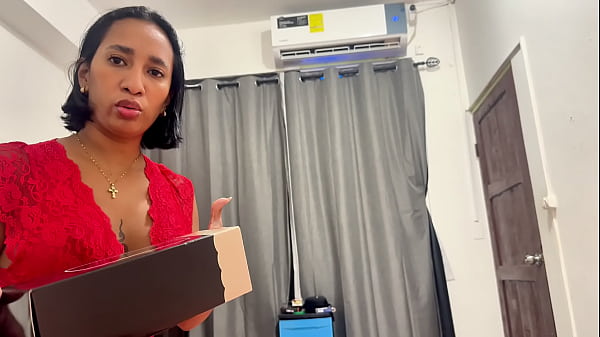 Leyne Rodriguez, Ibu Tiri Montok Terjebak Dan Dihardcore Anak Tiri Yang Horny