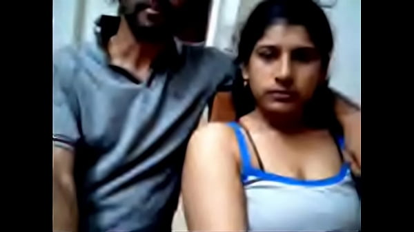 Desi Pasangan Suka Pamer Bugil Di Webcam