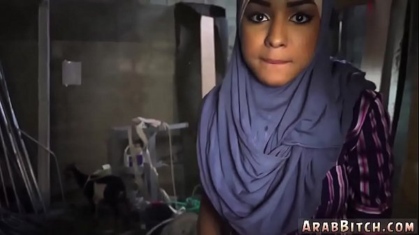 Cewek Arab Remaja Sama Ibu-ibu Muslim Di Titik Drop Pantat, 23km Dari Kota, Bego-bego Bikin Ngilu.