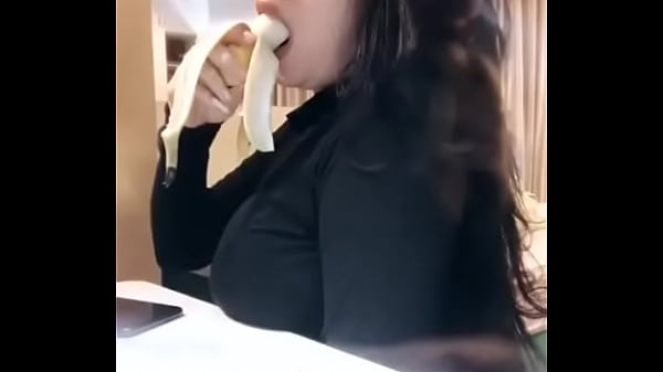 Monica Adhea, Model Indonesia, Ngewe Hot, Bibir Tembem Ngenyangin Kontol.
