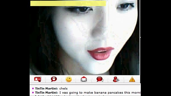 Gadis Tionghoa Seksi Live Di Kamera