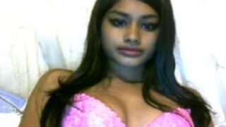 Nonton Video Cewek Desi Bugil Colmek Di Webcam Langsung.