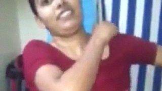 Video Cewek Andhra Pake Baju Telanjang, Bikin Ngilu