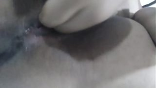 Ibu Muslim Arab Muncratin Memek Basah Sambil Live Webcam Pake Niqab, Milf Arab Hot Banget.