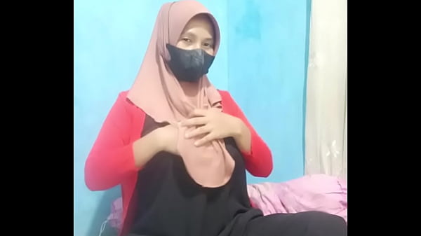 Gadis Berhijab Colmek Pakai Dildo Sampe Crot Ketagihan