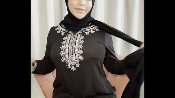 Yasmina Khan Cabuli Ramadan, Mainin Getar Sendiri Sambil Ngeloyor.