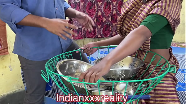 Xxx India Paling Hot, Keluarga Tiri Desi, Suara Hindi Jelas Bikin Makin Erotis