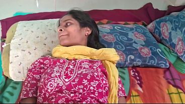 Desi Bhabhi Digebah Tetangga Sampai Muncrat