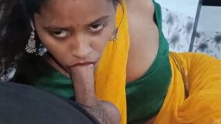Ibu Desi Ngentot Gaya Doggy Di Video Bokep Kampung