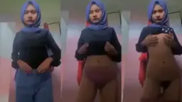 Ngentot Sama Abg Bocil Hijab, Pap Tocil Sambil Crot