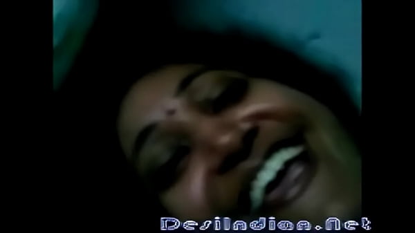 Desi Cute Teluguaunty Jadi Cewek Seksi Yang Bikin Ngiler, Siap Digoyang