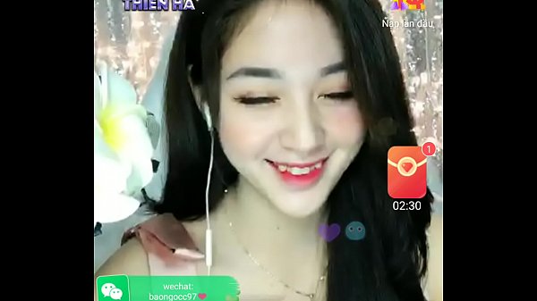 Cewek Asia Goyang Panas Di Live Uplive, Bikin Ngaceng Abis