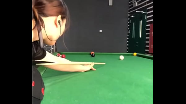 Pelatih Cina Seksi 3, Bikin Ngaceng!