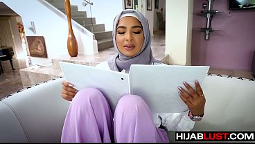 Hijab Babe Babi Belajar Nyedot Kontol Biar Makin Betah – Nafsu Hijab