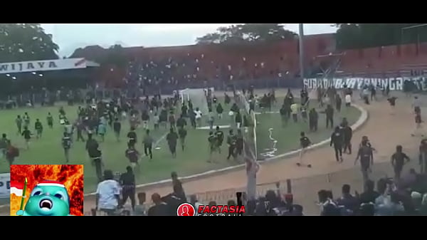 Budaya Baku Hantam Ala Suporter Indonesia, Bikin Malu Dan Panas Di Lapangan.