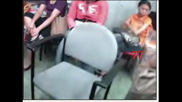 Ngentot Depan Webcam, Cewek Indonesia Pamer Memek Basah.