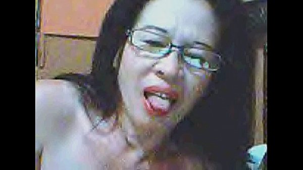 Binal Filipina Goyang-goyang Di Depan Webcam, Bikin Ngilu!