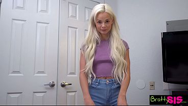 Si Blonde Nakal Elsa Jean: “kasih Duit Lu, Gw Hisap Kontol Lu Sampe Kering”