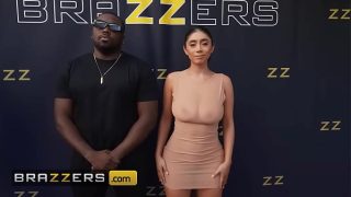 Brazzers – Violet Myers Ngencrotke Bolong Bontot Ke Paparazi
