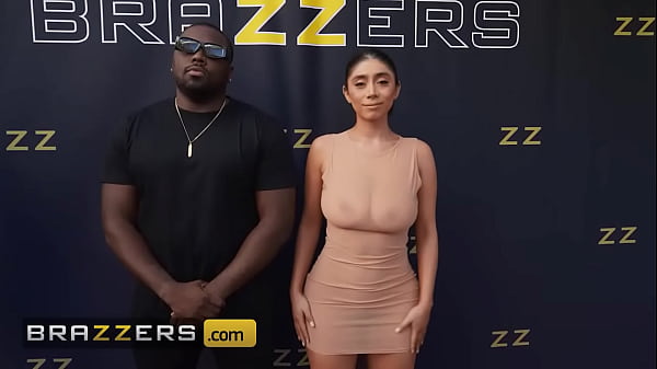 Brazzers – Violet Myers Ngencrotke Bolong Bontot Ke Paparazi