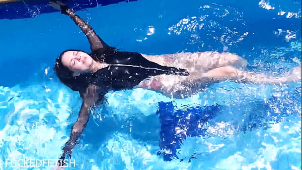 Body Basah Jessica Bunny Di Bawah Air, Siap Digoyang