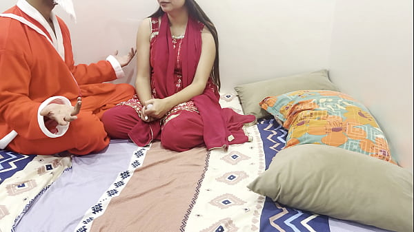 Tahun Baru 2026, Video Bokep Paling Hot Dengan Dirty Talk Hindi Roleplay Saarabhabhi, Bikin Sange Sama Santa.