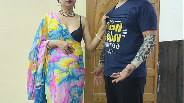 Ibu Tiri India Berdada Besar Bantu Anak Tiri Berhenti Merokok Dan Kasih Kenikmatan Seks Di Ranjang