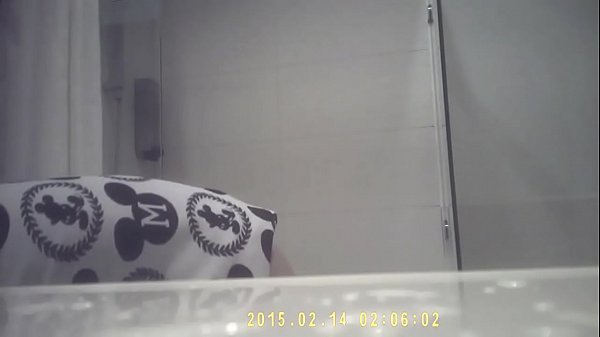 Ngepoin Kakak Kecil Mulus Si Shishi Lagi Mandi, China Bikin Makin Greget.