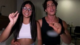 Gadis Venezuela Ramping Muda Menikmati Kontol Arab Gede Banget