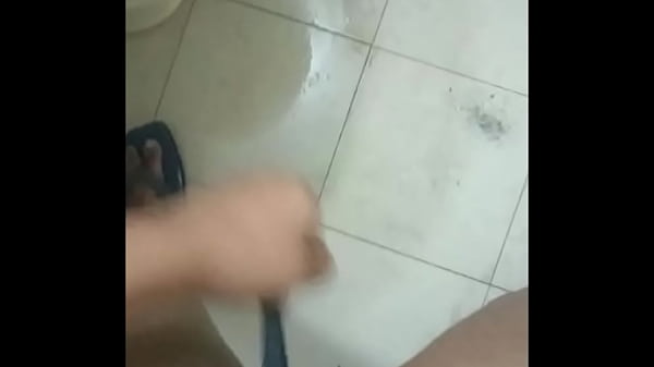 Kamar Mandi Penuh Aksi Jari-jari Nakal Sama Cewek Desi Yang Bikin Makin Liar