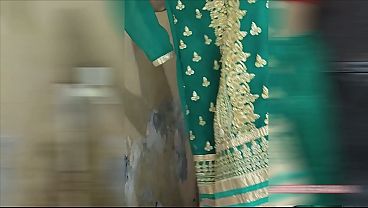 Tonton Video Mandi Cewek Desi India, Basah-basah Bikin Ngilu!