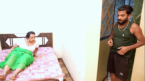 Desi Bhabhi Lagi Ngewe Keras Di Ranjang Sampai Meringis