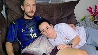 Kakak Tiri Digoda Abang Tiri Sambil Nonton Timnas Brasil, Makin Panas Sambil Ngeliat Gol.
