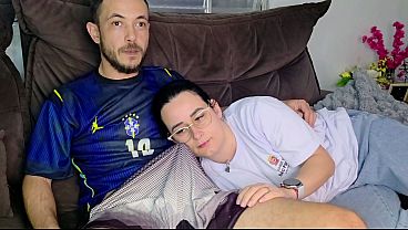 Kakak Tiri Digoda Abang Tiri Sambil Nonton Timnas Brasil, Makin Panas Sambil Ngeliat Gol.