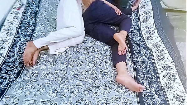 Desi Lugu Manis, Gadis Malu-malu Kena Rogol Pertama Di Desa, Video Mesum Cewek Kampung Pertama Kali Ngentot.